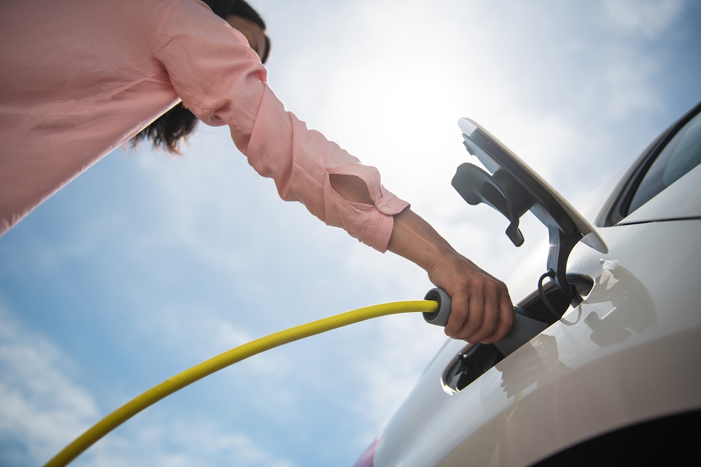 Chefe de equipe de corrida cria montadora nacional de carros elétricos -  Pequenas Empresas Grandes Negócios