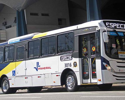 Volvo negocia 150 caminhões FH para renovar frota da Rodojunior Transportes