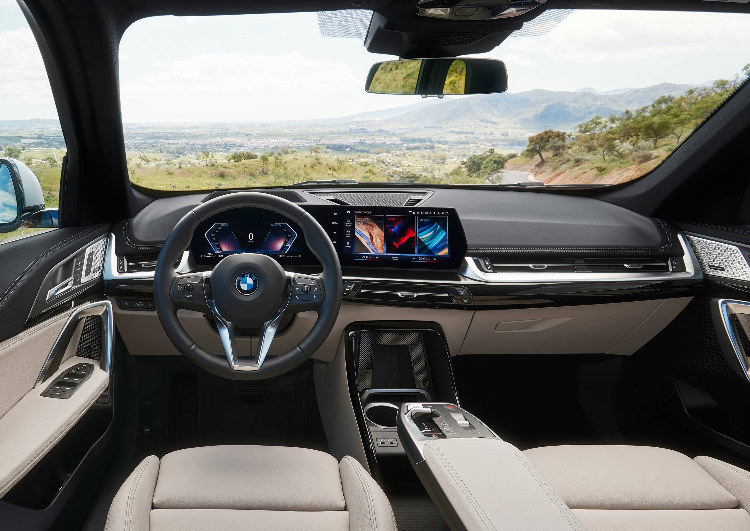 Novo BMW X1 impressiona na dirigibilidade e tecnologia