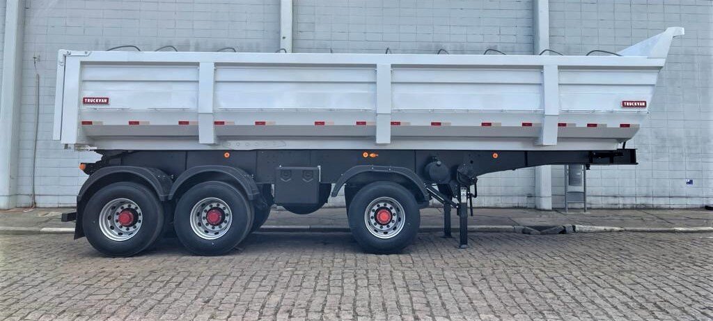 Empresa da Holanda investe em caminhões rebaixados para aumentar volume de  carga transportada - Blog do Caminhoneiro