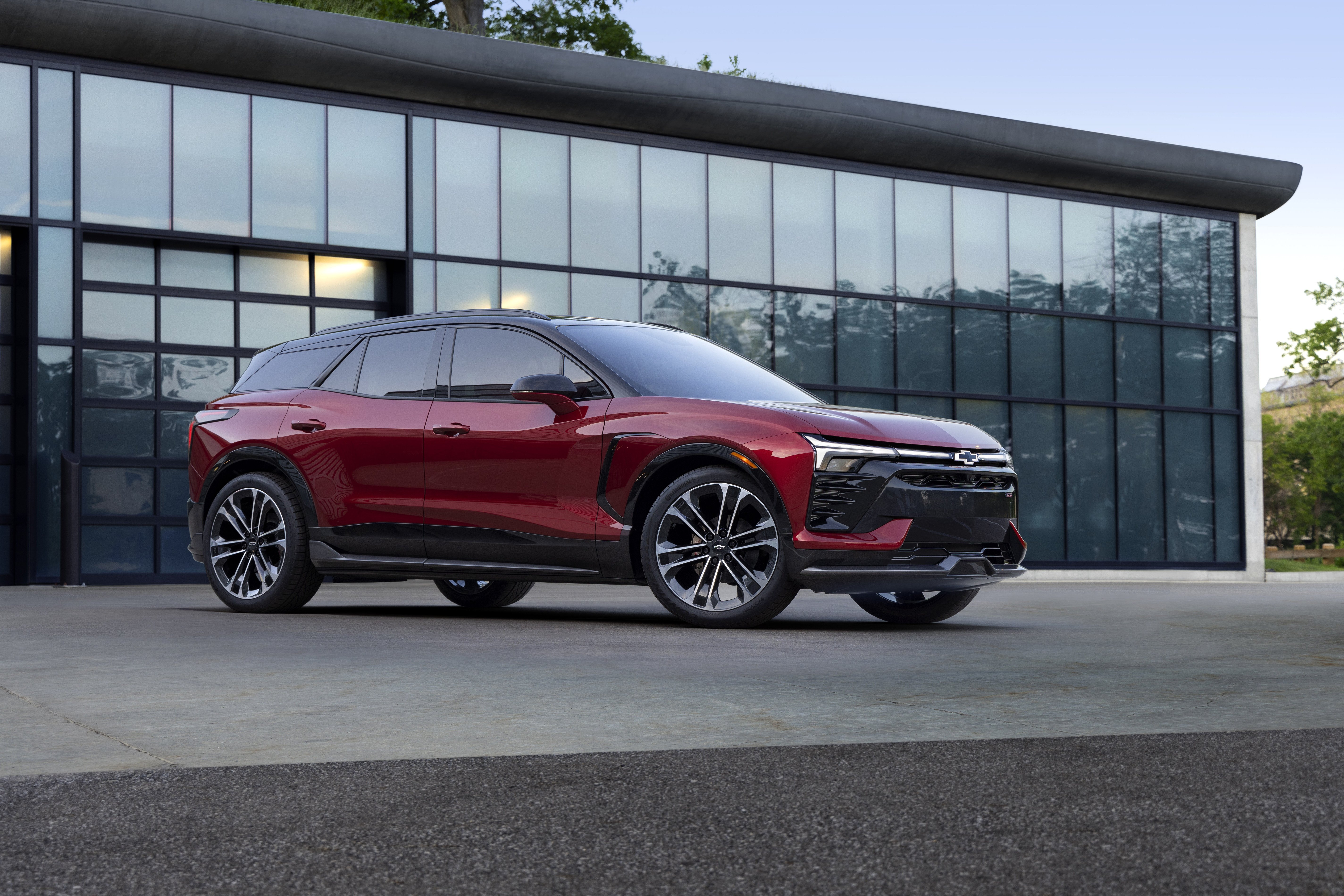 Chevrolet revela fotos e preços do Blazer 2020, o Camaro SUV